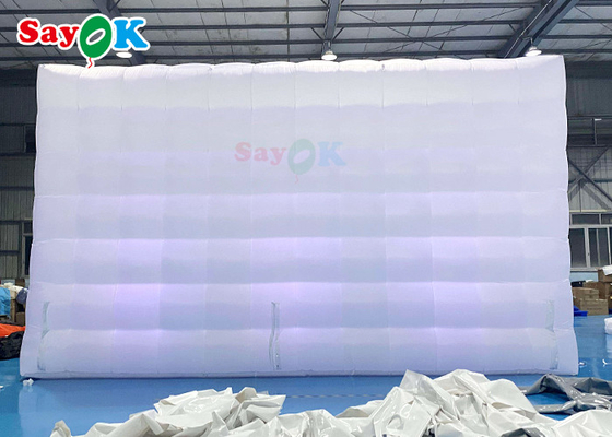 خيمة هوائية متحركة 8x8x4m في الهواء الطلق بيضاء قابلة للنفخ للحفلات السعيدة