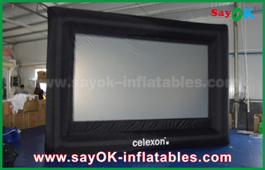 شاشات فيلم الفناء الخلفي PVC مخصص أبيض / أسود شاشة عرض قابلة للنفخ مع إطار SGS الموافقة