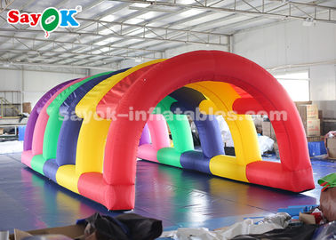 خيمة نفخ قبة ملونة قابلة للنفخ مع منفاخ هواء لعرض السيارات بحجم 5 * 2.5 * 2 م