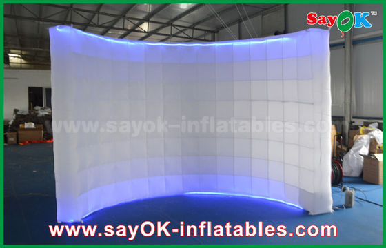 يعرض كشك الإعلان 3 X1.5 X 2m مخصص الزفاف نفخ صور بوث إطارات Lighing الجدار